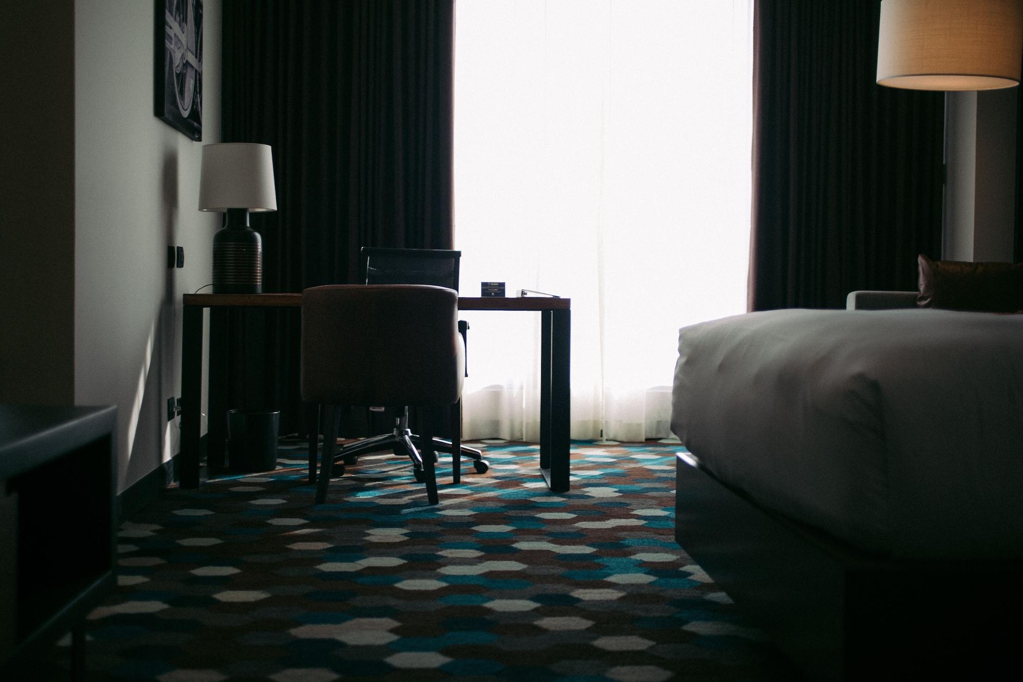 Doubletree By Hilton Celaya Селая Экстерьер фото